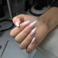 ترمیم و کاشت ناخن پدیکور و کفسابی