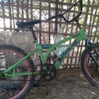 دوچرخ فرما آسیب شکستگی داره