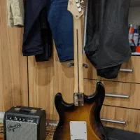 گیتار الکتریک Squire Stratocaster اندونزی|گیتار، بیس، امپلیفایر|اهواز, فاز ۲ پادادشهر|دیوار