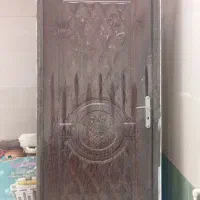 درب باچهارچوب اهنی اتاق کاملانووسالم