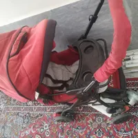 کالسکه رنگش قرمز هست گوشیم خرابه اون رنگو نشون مید