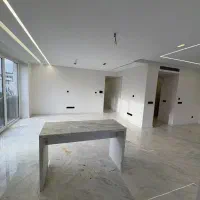 اپارتمان 2خواب148متری سالن بزرگ خ مولاناصدرا فازیک