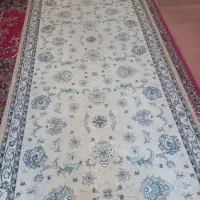 فرش راهرو ۴متر در ۱۴۰ دوعدد متکا