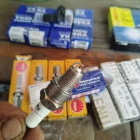 سوزن انژکتور .شمع و وایر نو و استوک در حد نو .|قطعات یدکی و لوازم جانبی|کرج, ساسانی (قلمستان)|دیوار