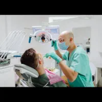 دندانپزشکی - لاله زار (زهره)