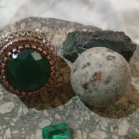 الماس آسیاب اصل زمرد کلمبیا یشم امپریال درجه یکا