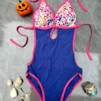 مایو شنا|لباس|باقرشهر, |دیوار