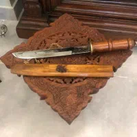 شمشیر و خنجر کلکسیونی|کلکسیون اشیاء عتیقه|تبریز, |دیوار