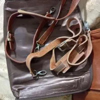 کیف چرم|کیف، کفش، کمربند|شیراز, کفترک|دیوار