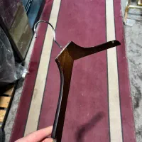 چوبکار چوبی چوب لباس|بندرخت و رخت‌آویز|اصفهان, نقش جهان|دیوار