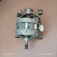 مقداری لوازم لباسشویی ابسال|ماشین لباسشویی و خشک‌کن لباس|هشتگرد, فاز ۱ مهستان|دیوار