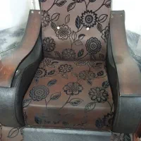 مبل هفت نفره کار کرده ولی تمیز