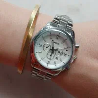 ساعت زنانه|ساعت|کاشان, کوی اداره گاز|دیوار