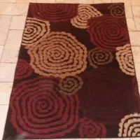 دوعدد فرش ماشینی ویک عدد فرش یک در یک ونیم متری