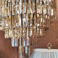 لوستر ده شاخه مناسب پذیرایی|لوستر و چراغ آویز|بندر انزلی, پیل علی باغ|دیوار