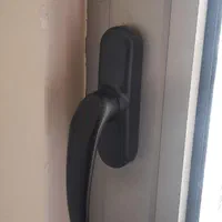 نصاب تعمیرات و رگلاژ درب و پنجره آلمینیومی و UPVC|خدمات پیشه و مهارت|تهران, فرمانیه|دیوار