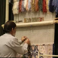 دار قالی حدودا دو در دو با دو نردبان