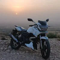 آپاچی 180