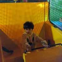 سلام به یک پرستار بچه نیازمندیم ترجیحا مجرد باشد