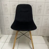 صندلی پایه چوبی مشکی|میز و صندلی غذاخوری|رشت, منظریه|دیوار