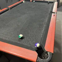 میز بیلیارد ( ایت بال )|ورزش‌های توپی|زیرآب, |دیوار