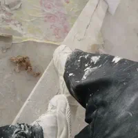 شاگرد گچکار