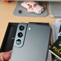 سامسونگ Samsung S22 5gبسیار سالم همراه لوازم جانبی