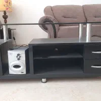 میز تلوزیون تمیز و سالم
