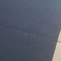 پرده و دو عدد دستک و موکت