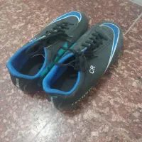 کفش فوتبال چمنی نو نو