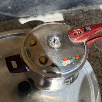 وسایل قدیمی|ظروف پخت‌وپز|شاهین‌شهر, مورچه خورت|دیوار