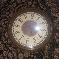 ساعت دیواری