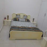 تخت و تشک و میز آرایش