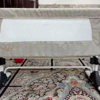 گهواره کنار تخت مادر نوی نو|تخت و صندلی بچه|مشهد, طبرسی شمالی|دیوار