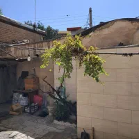 بر خیابان آذر|فروش خانه و ویلا|قم, چهل اختران|دیوار