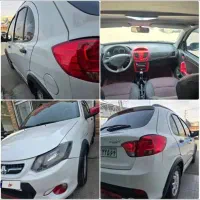 کوئیک آر سفید قرمز