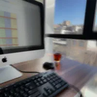 ادیتور هستم