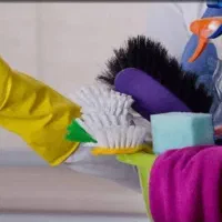 استخدام خدمتکار