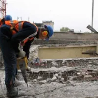 تخریب ساختمان با تمام تجهیزات لازم