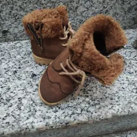 تعدادی کتونی بچگانه|کفش و لباس بچه|رشت, سلیمانداراب|دیوار