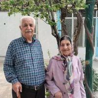 نیازمند خانم مراقب وهم خانه برای دونفر سالمند