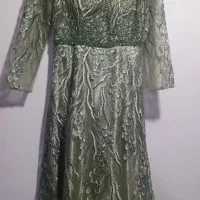 لباس مجلسی اصلا پوشیده نشده