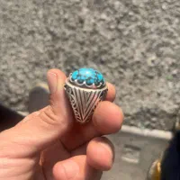 فیروزه عنکبوتی نیشاپوری