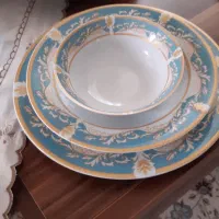 سرویس چینی  نسترن ۱۲ نفره کامل پا سماوری  نو