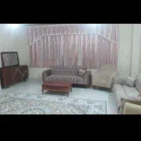 مبل ۸ نفره در حد نو و یک فرش ۹متری