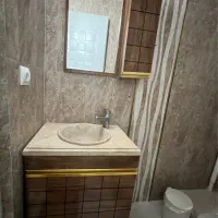 روشویی و آینه