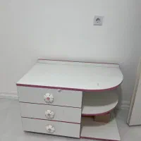 تخت نوجوان به همراه تشک و پاتختی|تخت و سرویس خواب|بندر ماهشهر, |دیوار