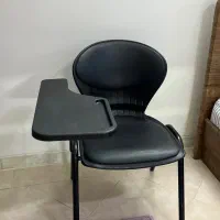 صندلی آزمون دانشجویی