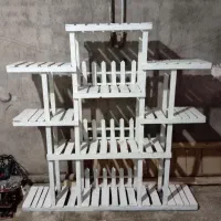 پایه گل تمیز و سالم