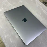 مک بوک پرو ۲۰۱۸